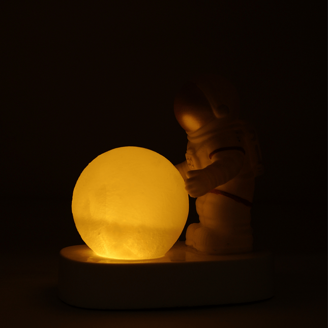 Astronaut Moon Lamp